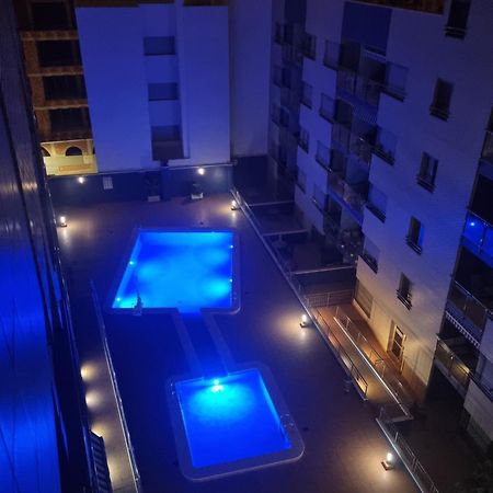 Luxury Evita Apartments In Торрев'єха Екстер'єр фото